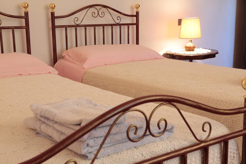 Podere La Chiusella B&B 拉波拉诺泰尔梅 外观 照片