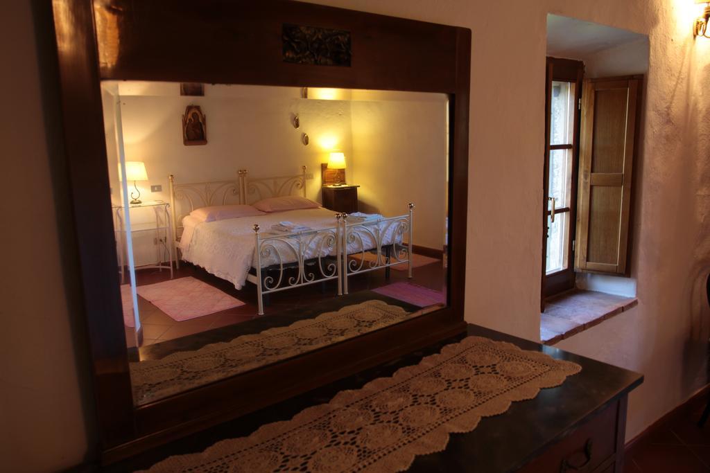 Podere La Chiusella B&B 拉波拉诺泰尔梅 外观 照片