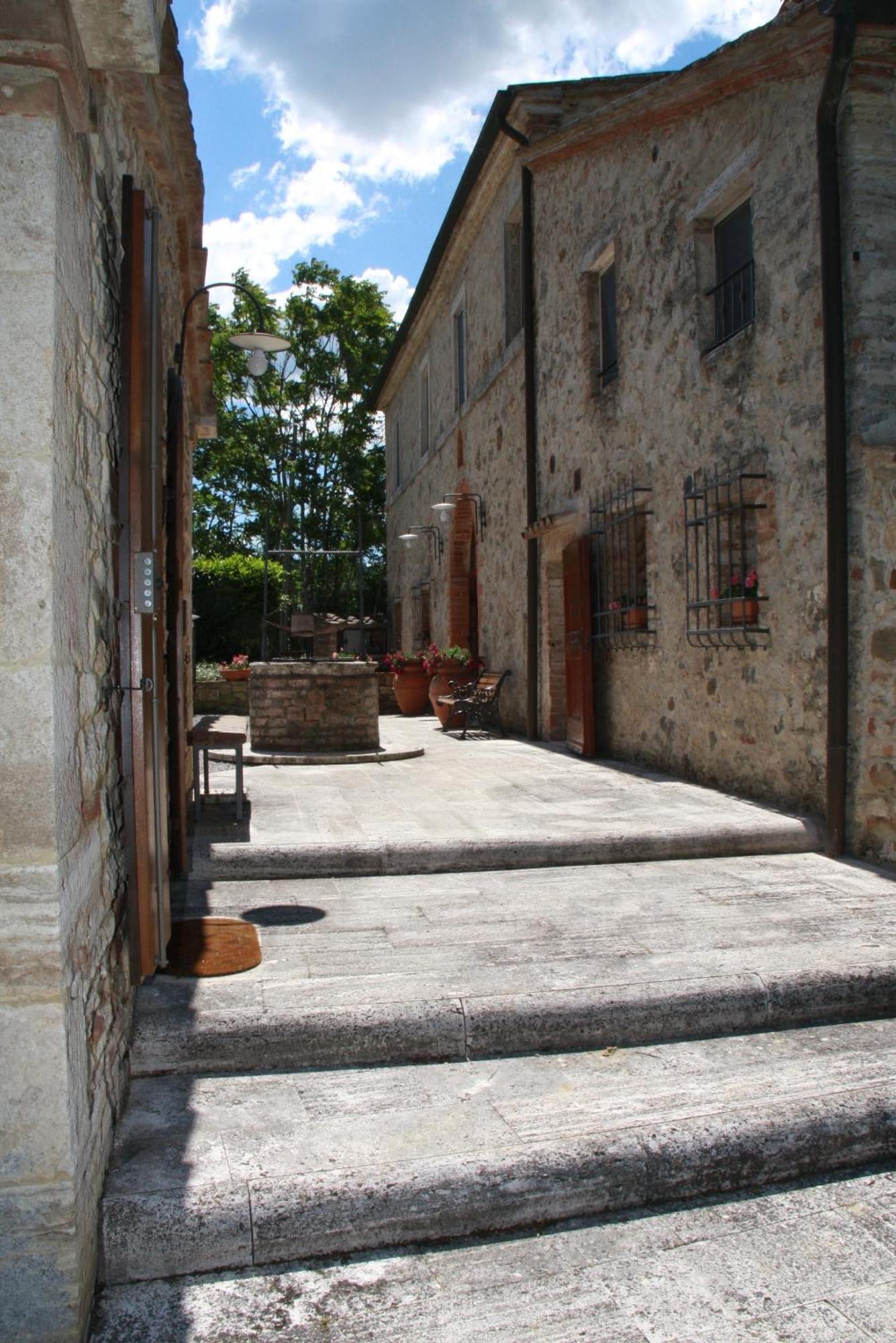 Podere La Chiusella B&B 拉波拉诺泰尔梅 外观 照片